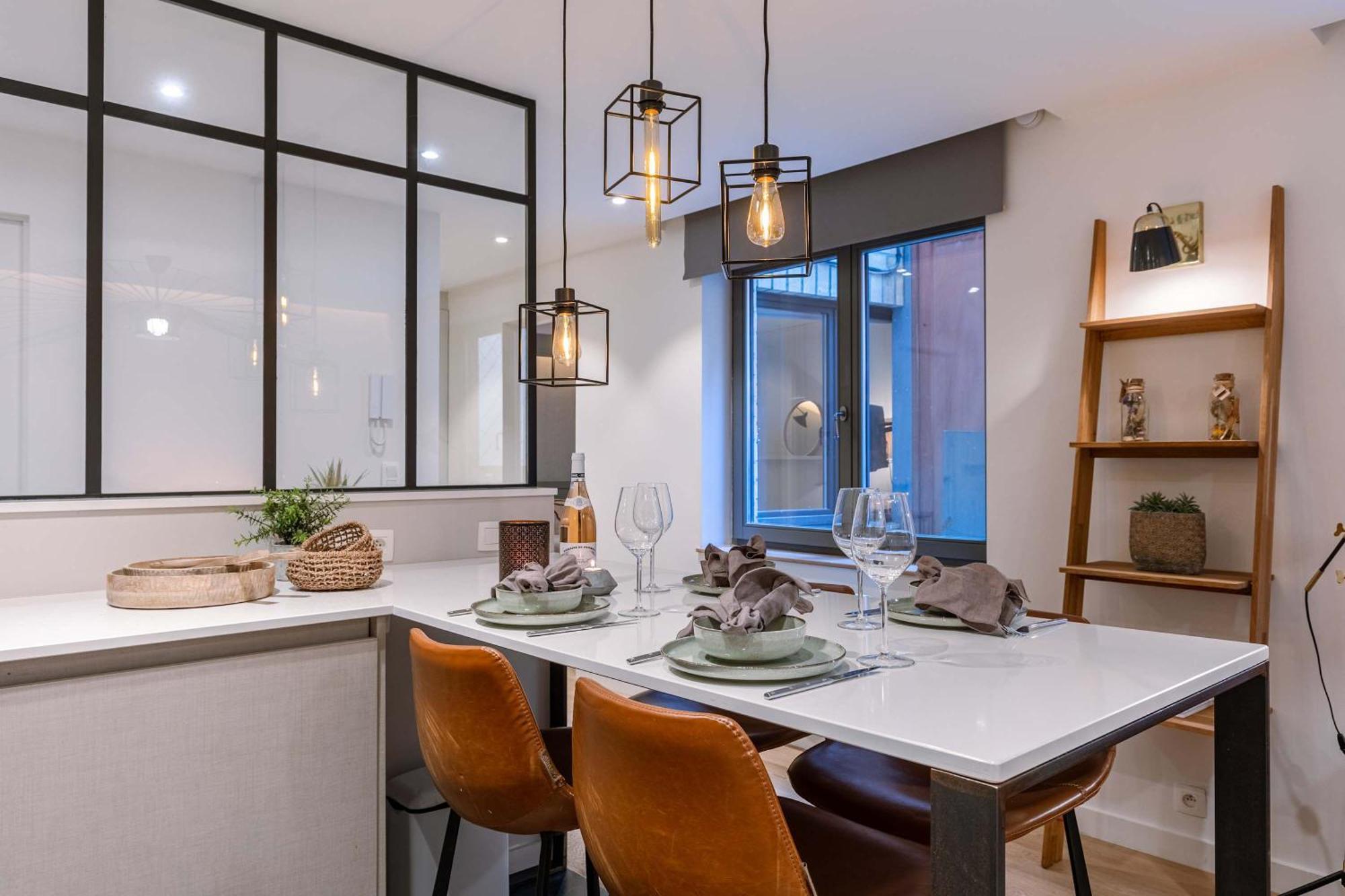 Apartment Stylish 50 Meters From The